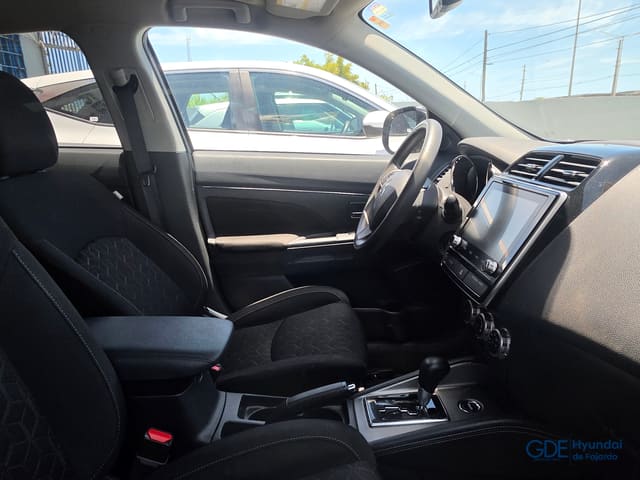 2025 Mitsubishi Outlander Sport S