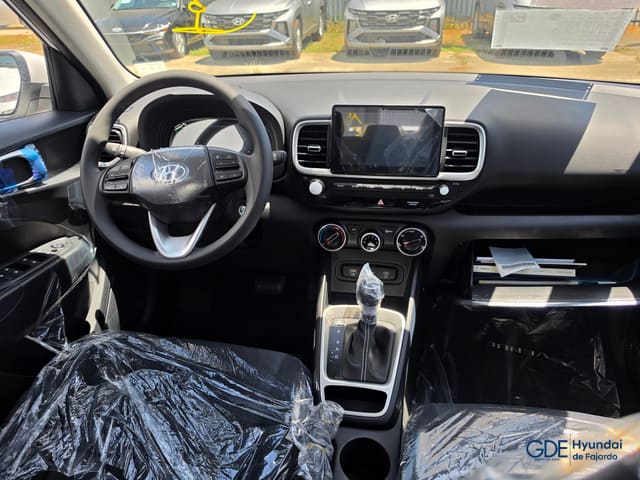 2026 Hyundai Venue SE