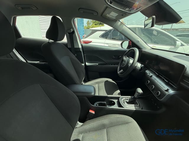 2024 Hyundai Kona SE