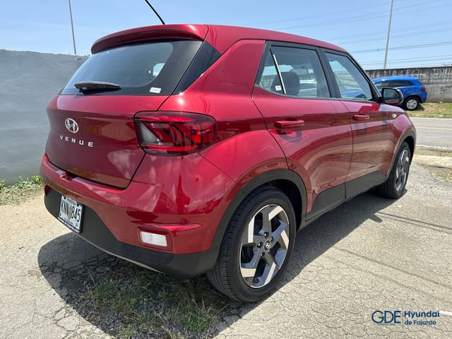 2025 Hyundai Venue SE