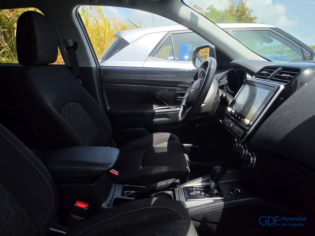 2025 Mitsubishi Outlander Sport S