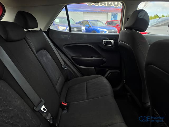 2025 Hyundai Venue SE