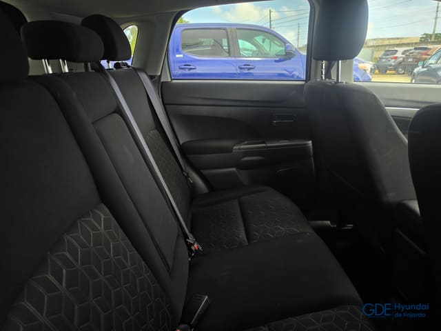 2025 Mitsubishi Outlander Sport S