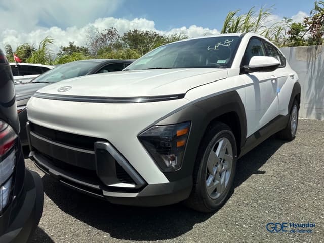 2027 Hyundai Kona SE