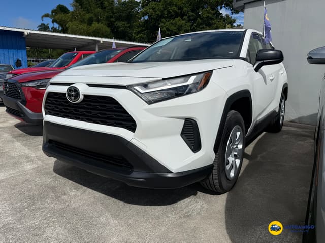 2023 Toyota RAV4 LE