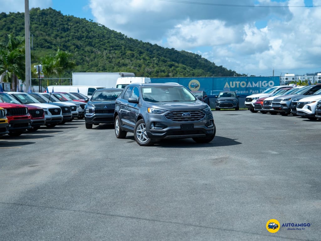 2022 Ford Edge's photo