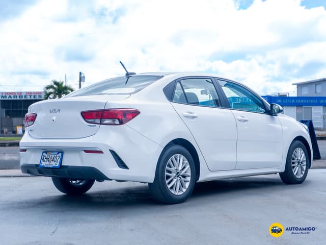 2023 Kia Rio