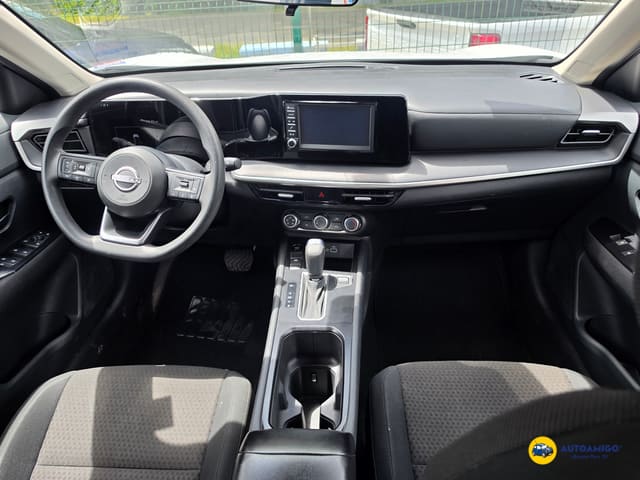 2025 Nissan Kicks S