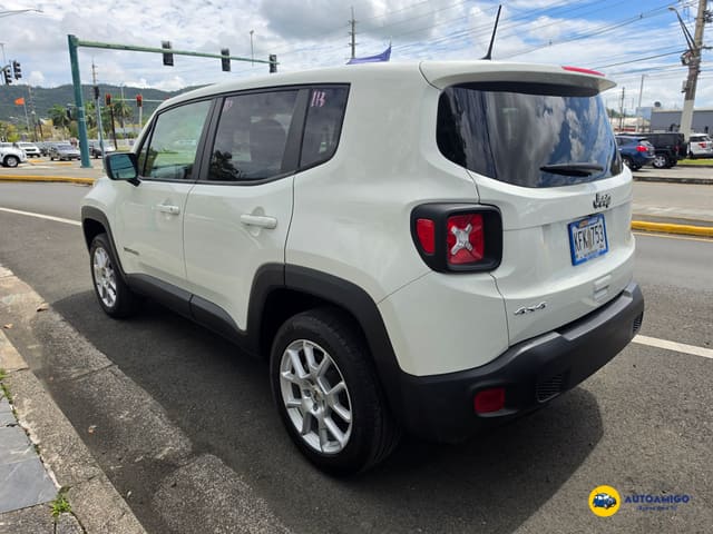 2023 Jeep Renegade Latitude