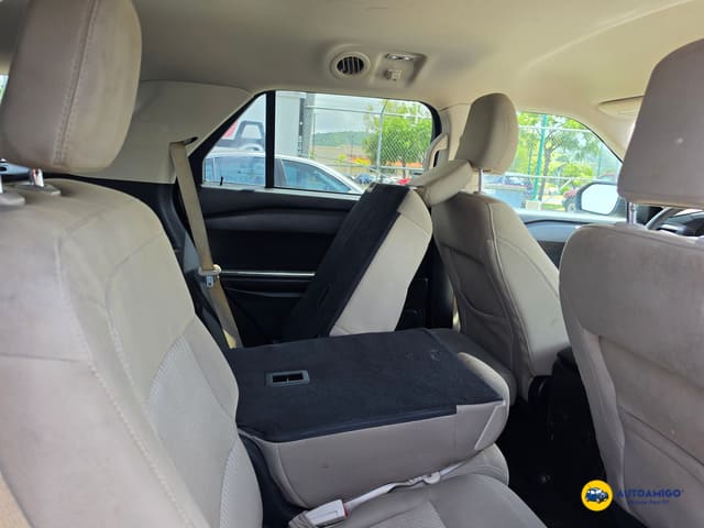 2022 Ford Explorer Base