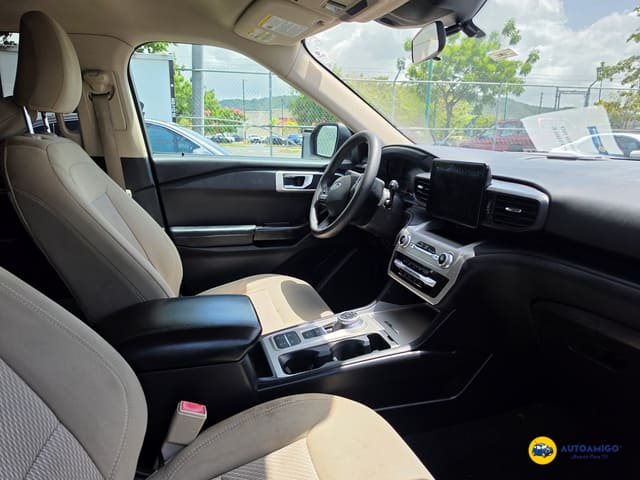 2022 Ford Explorer Base