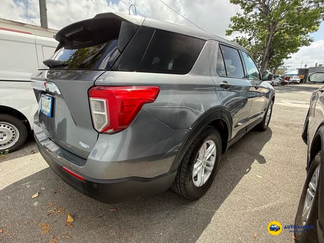 2022 Ford Explorer Base
