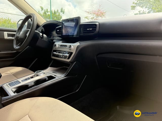 2022 Ford Explorer Base