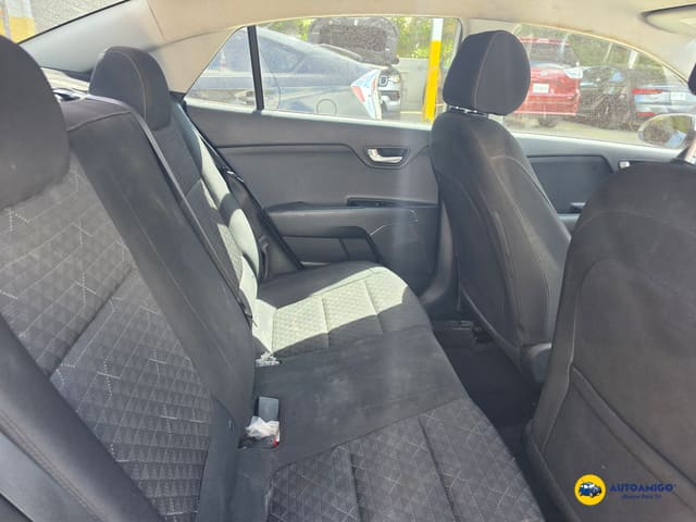 2022 Kia Rio LX
