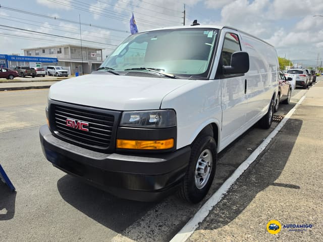 2023 GMC Savana Cargo Van