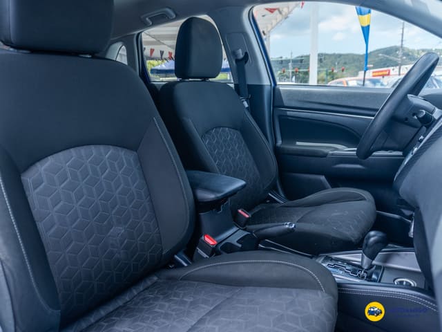 2023 Mitsubishi Outlander Sport ES