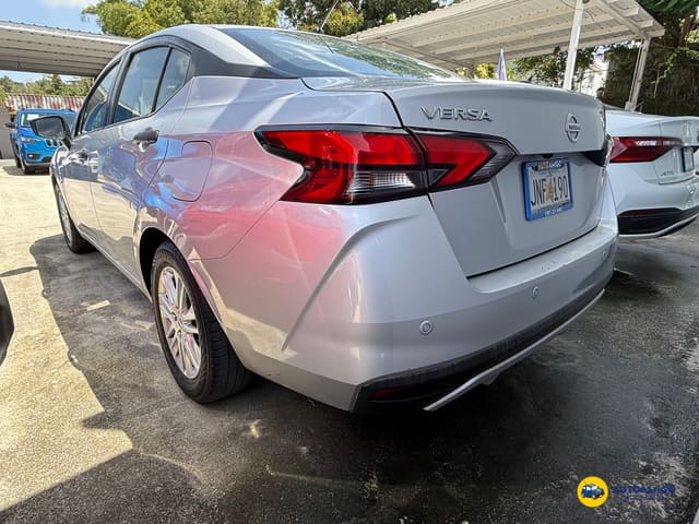 2021 Nissan Versa