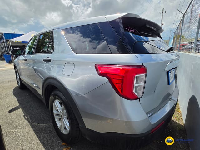 2023 Ford Explorer Base