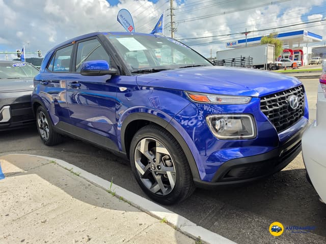 2025 Hyundai Venue SE