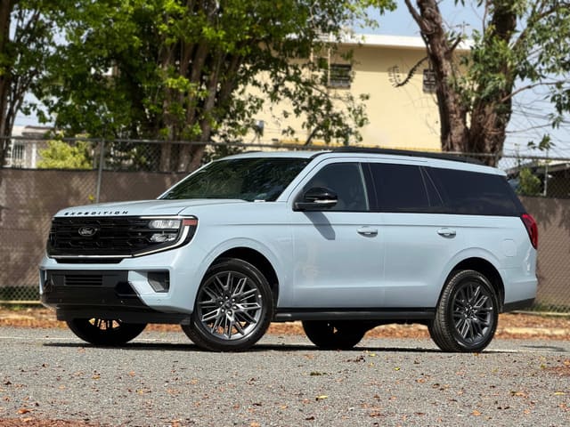Ford Expedition Platinum 2026