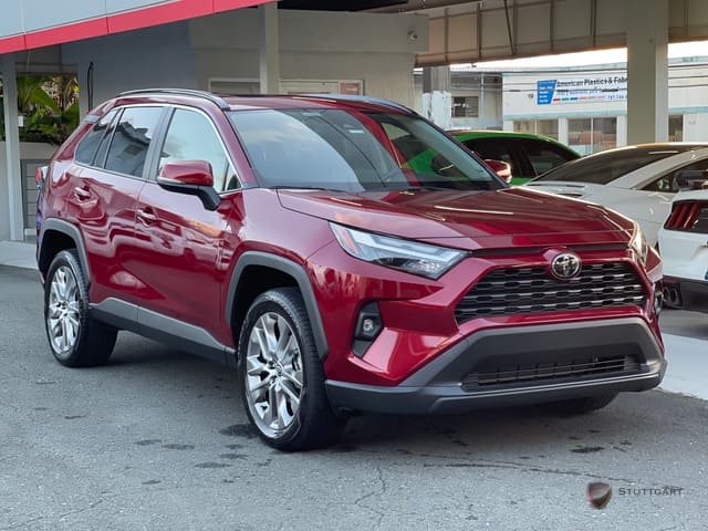 2025 Toyota RAV4 XLE PREMIUM
