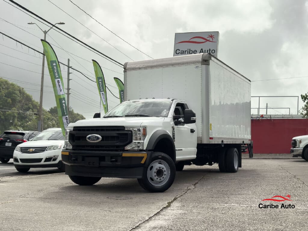 2022 Ford F-550 Super Duty Chassis Cab XL's photo