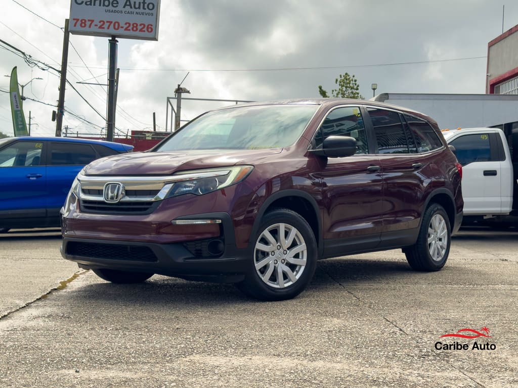 2019 Honda Pilot LX's photo
