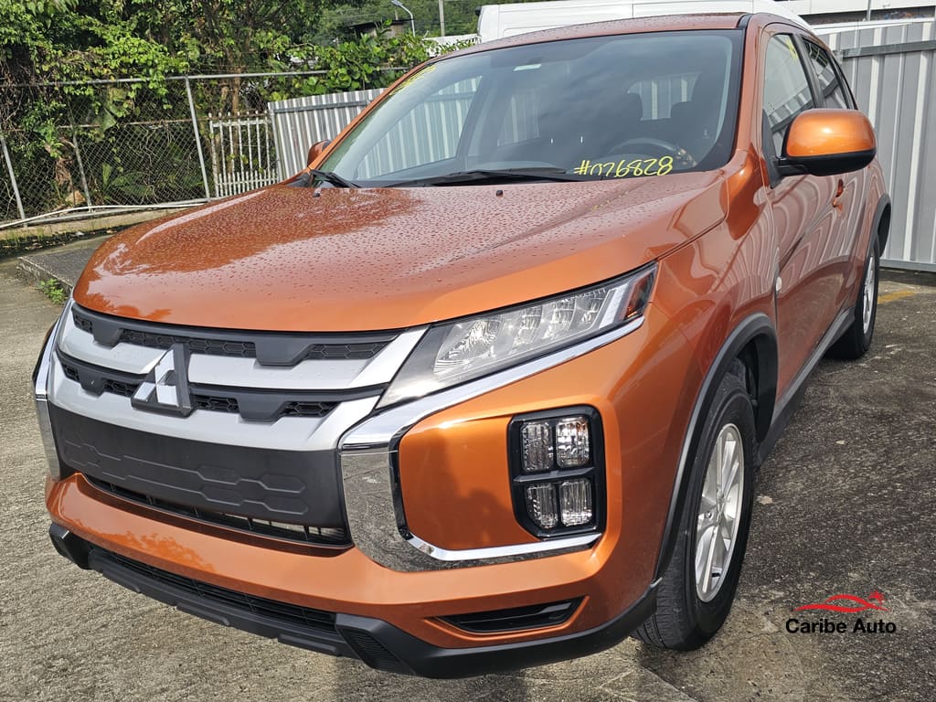 2021 Mitsubishi Outlander Sport ES's photo