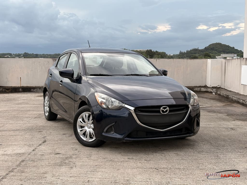 2017 Mazda Mazda2's photo