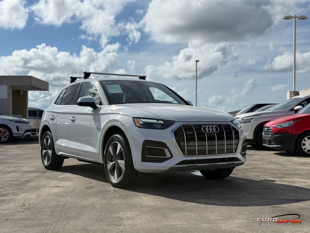 2024 Audi Q5 Premium Plus's photo