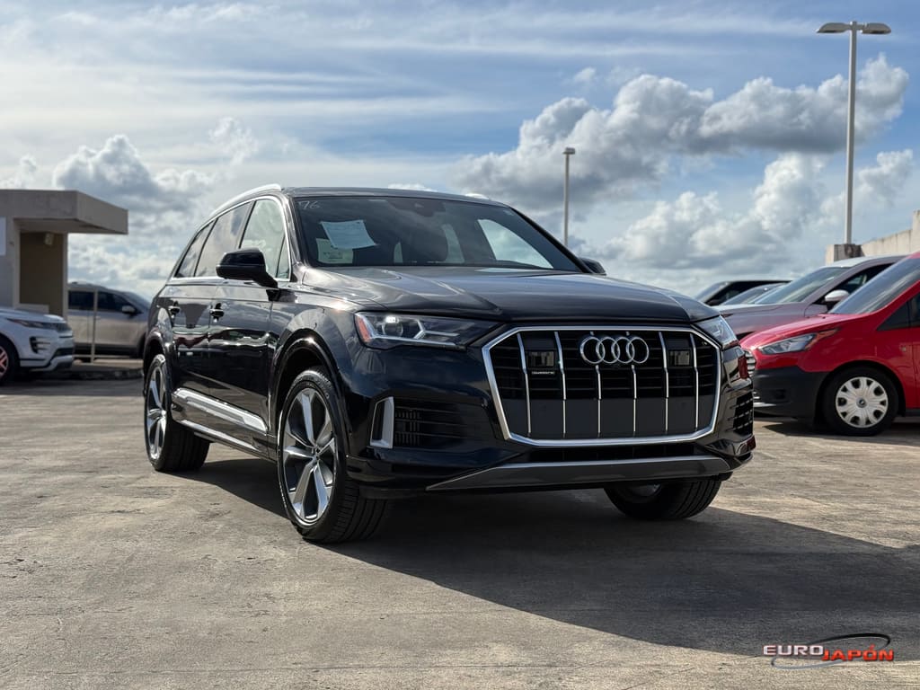 2021 Audi Q7 Premium Plus's photo