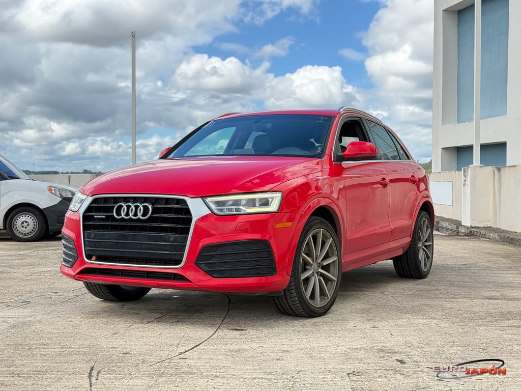 2018 Audi Q3 Premium Plus's photo