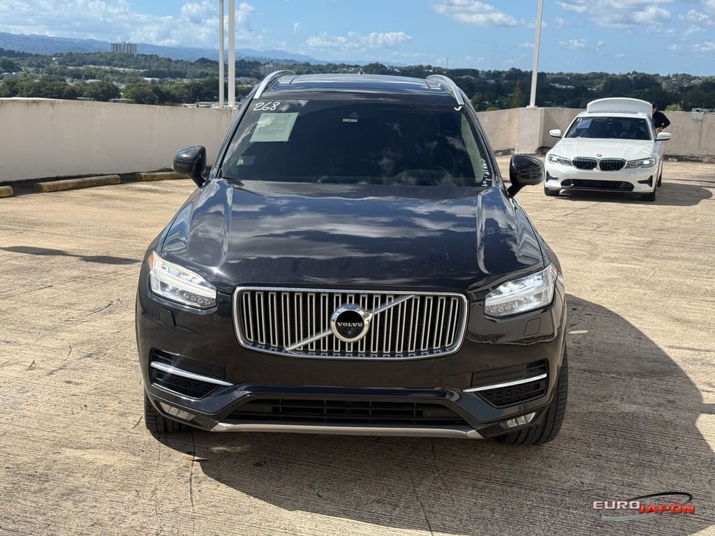 2017 Volvo XC90 Inscription's photo