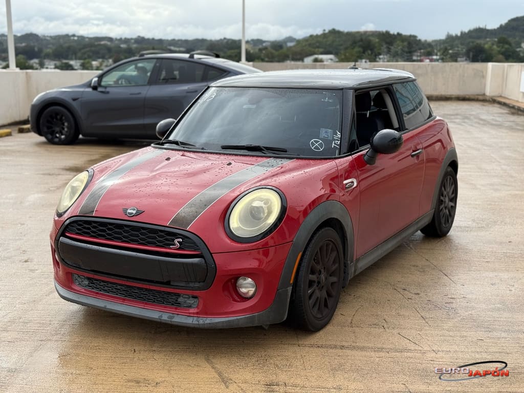 2015 MINI Cooper -'s photo