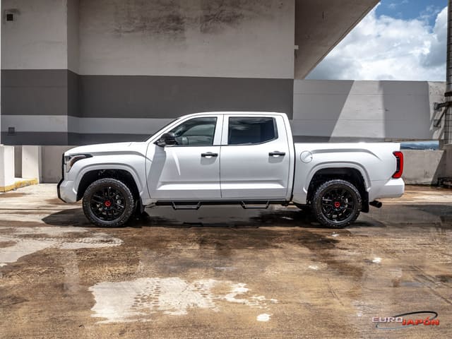 Toyota Tundra 4WD V6 Crew CAB 3.4L SR