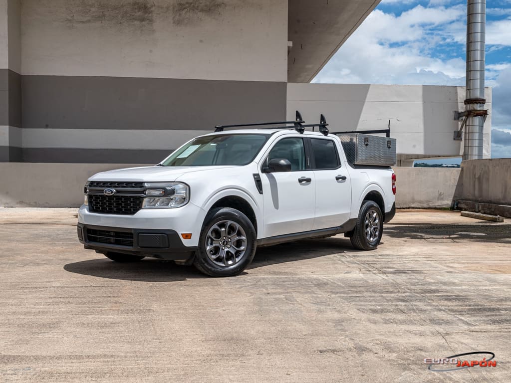 2023 Ford Maverick XLT AWD's photo