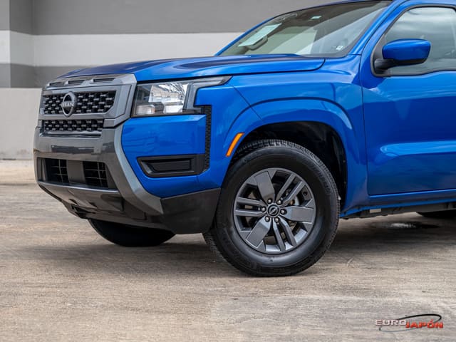 2025 Nissan Frontier SV Plus