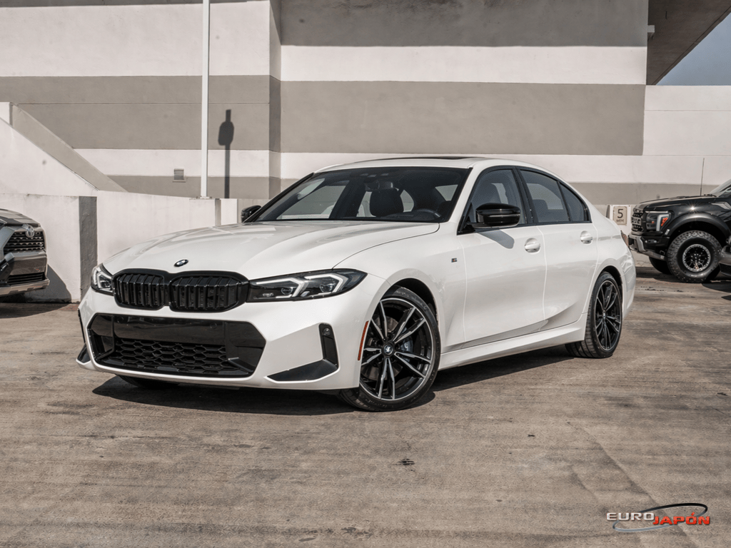 2023 BMW 3 Series 330i Sedan's photo