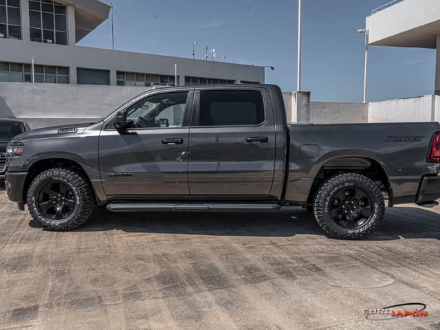 RAM 1500 4WD CREW WARLOCK 2025 - $48,900 - VIN 5771 - 8,632 MILLAS