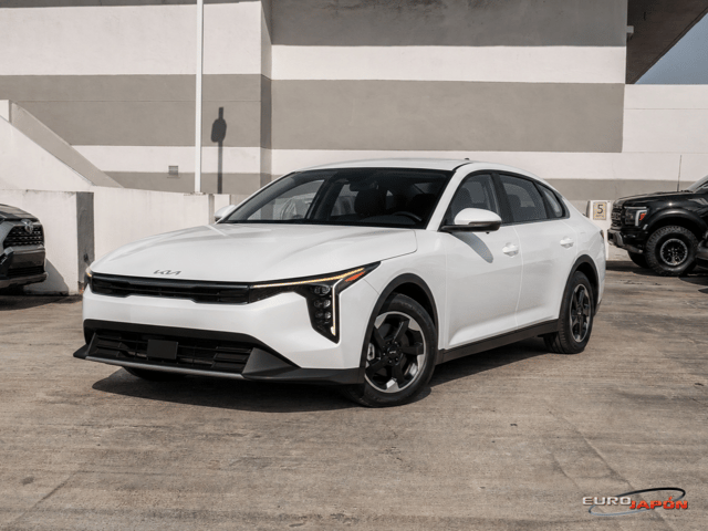 KIA K4 SEDAN LXS 2025 - $24,900 - 4,322 MILLAS - VIN 2803