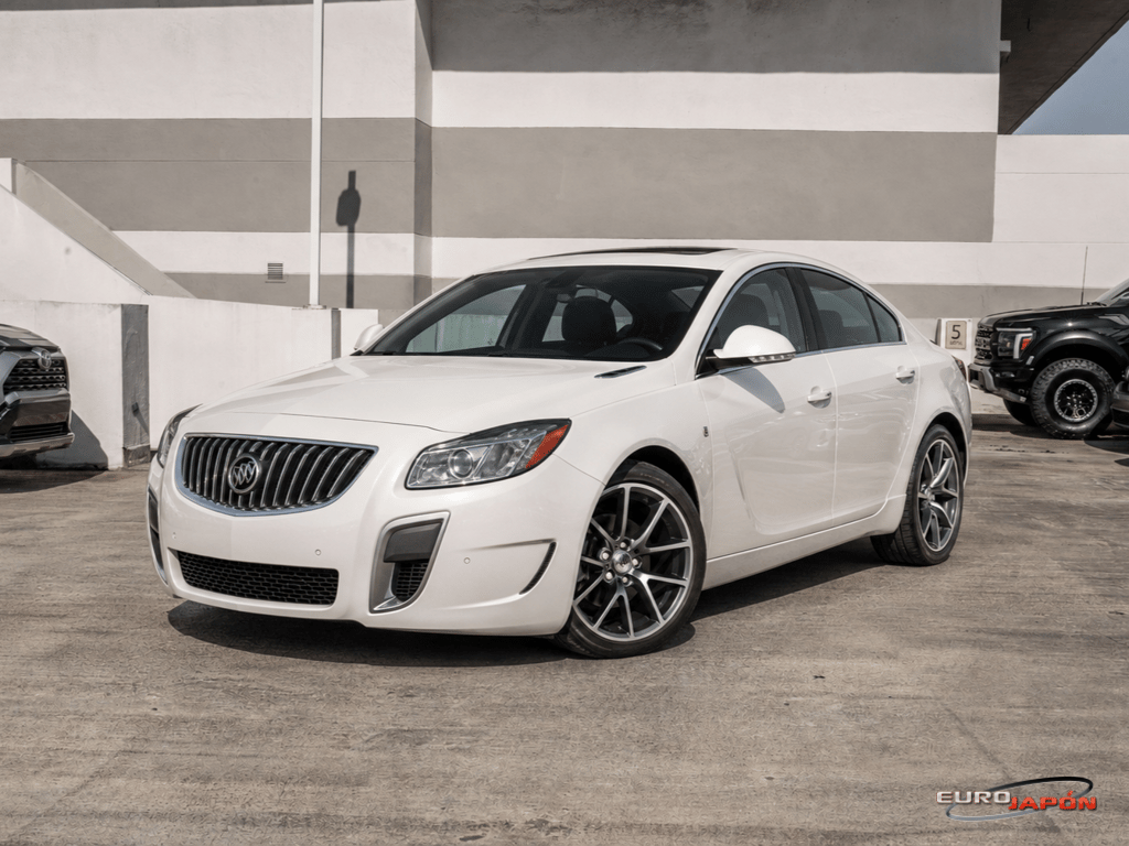 2012 Buick Regal's photo