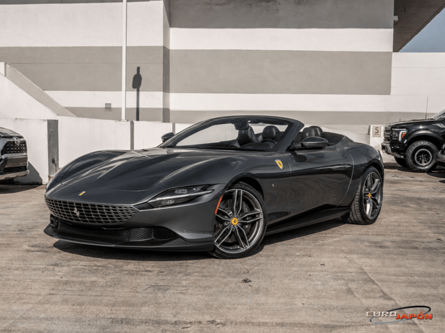 2025 Ferrari Roma Spider