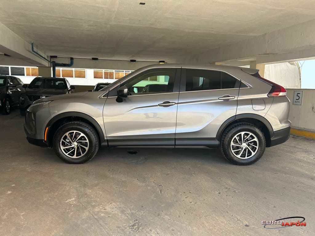 2023 Mitsubishi Eclipse Cross ES