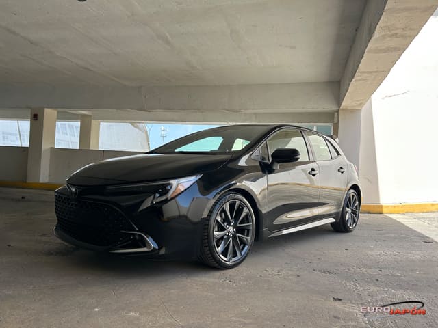 2024 Toyota Corolla Hatchback XSE