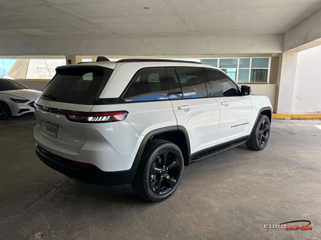 JEEP GRAND CHEROKEE SUV ALTITUDE 2023