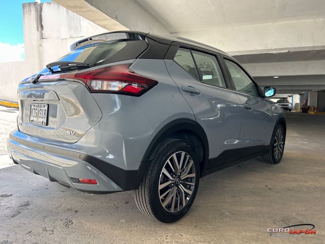NISSAN KICKS SUV SV PLUS 2024