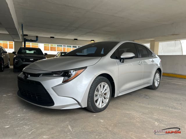 Toyota Corolla LE Sedan FWD 4D 2023