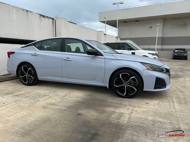 NISSAN ALTIMA SEDAN SR 2023