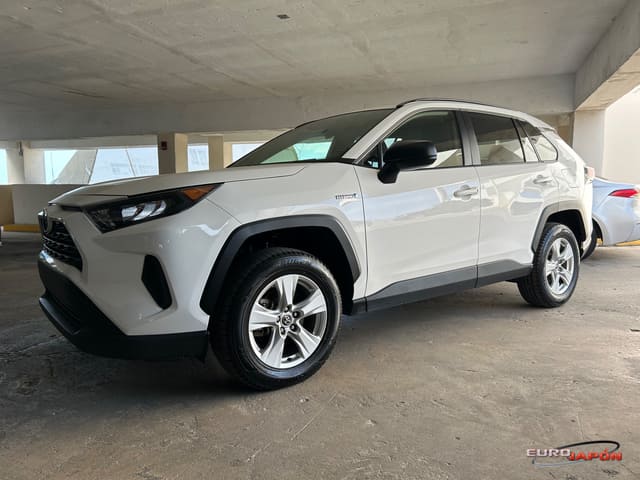TOYOTA RAV4 AWD HYBRID 4D SUV LE 2021