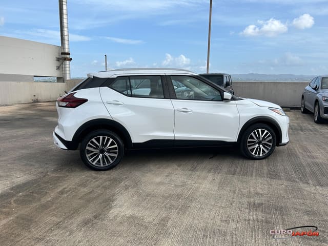 2022 Nissan Kicks SV